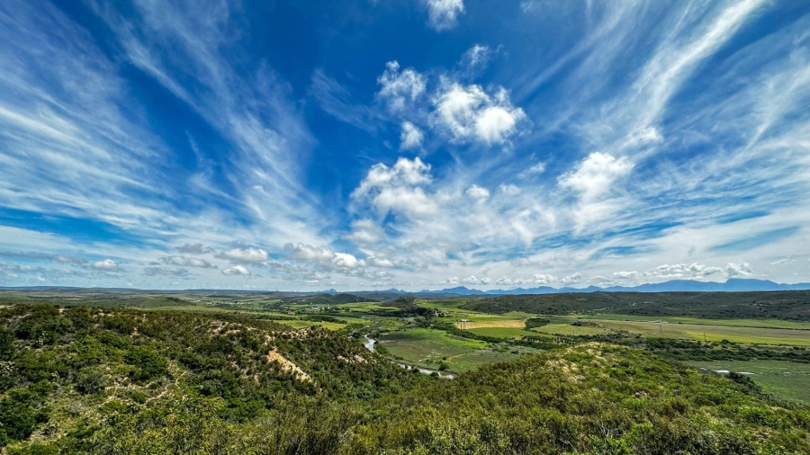 4 Bedroom Property for Sale in Outeniquasbosch Western Cape